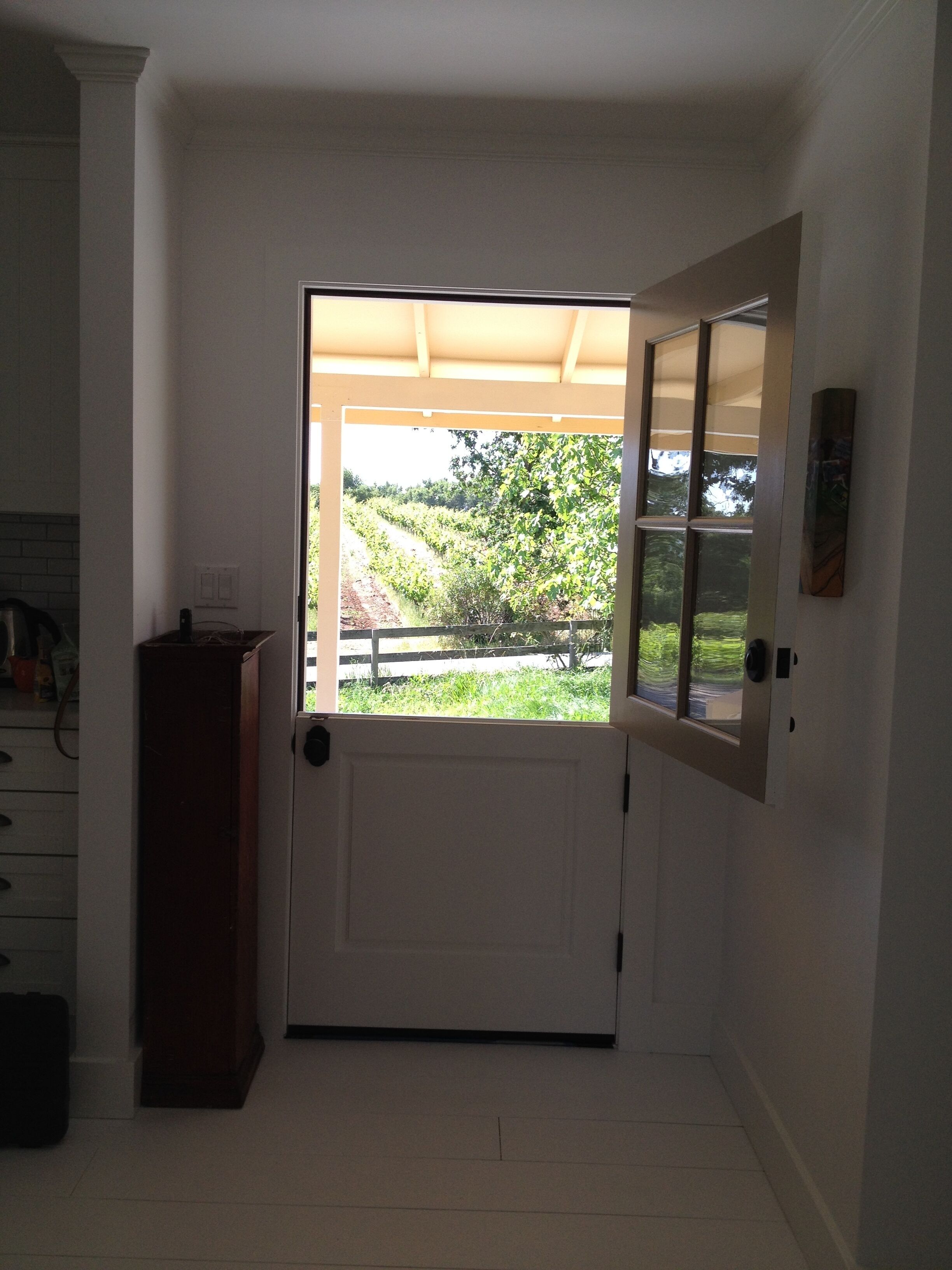 Vineyard Farmhouse Escape