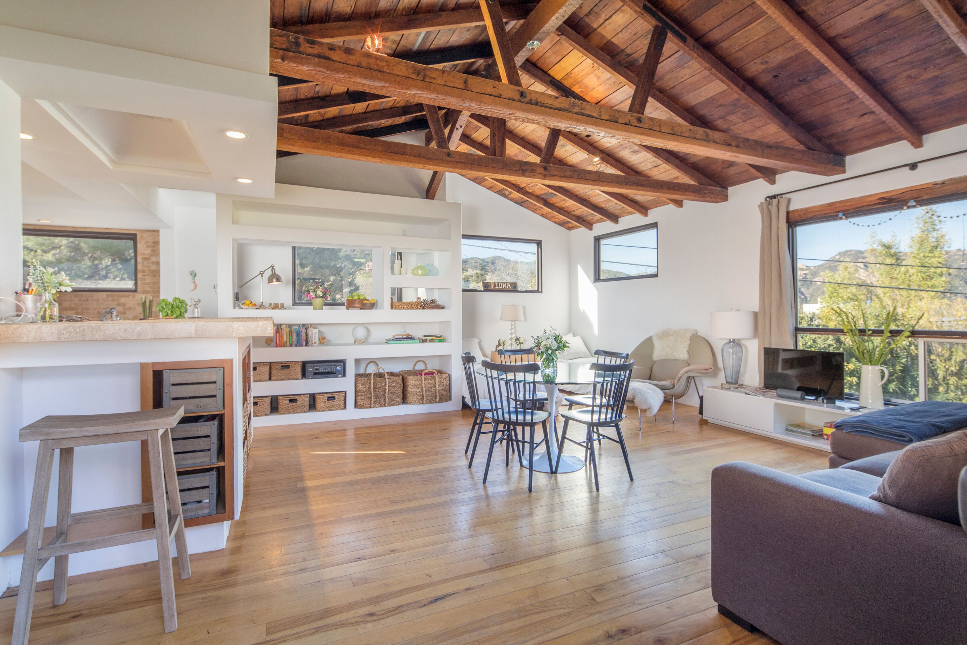 Magical 1927 Malibu Nature Cottage & Beach Retreat