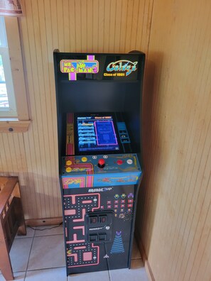 Spielezimmer