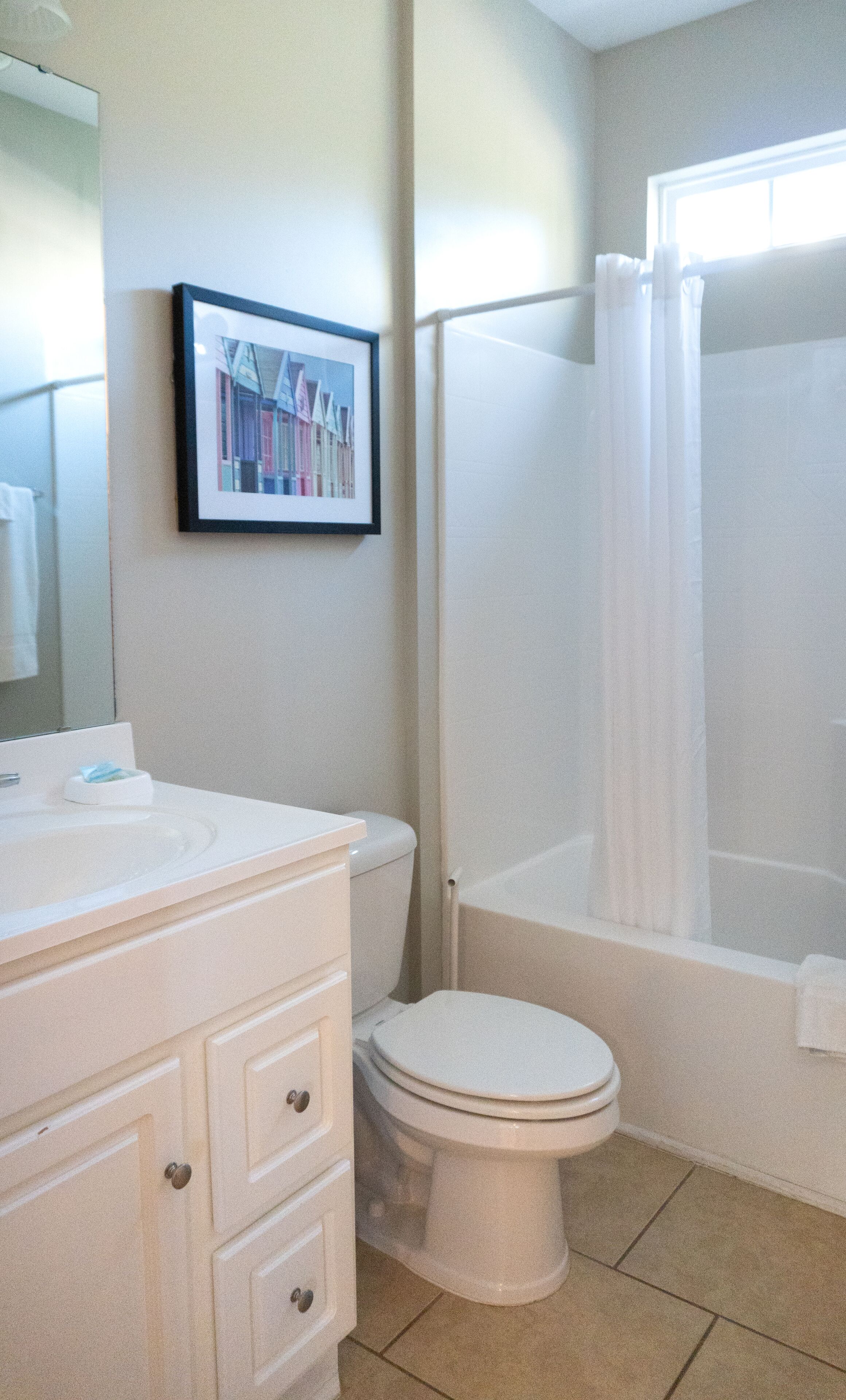 Raised Beach House in Myrtle Beach 1 Block from the Ocean!