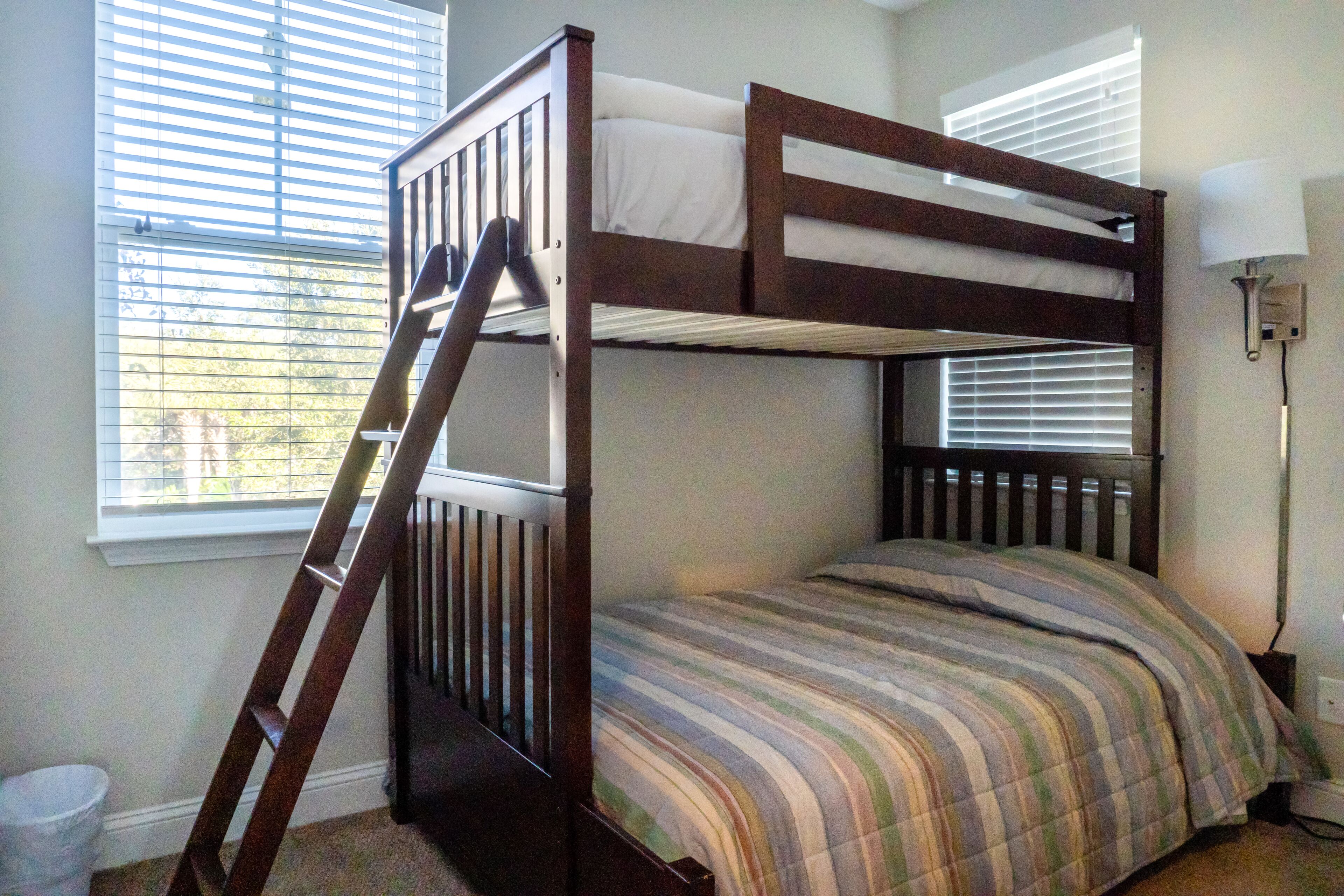 Raised Beach House in Myrtle Beach 1 Block from the Ocean!