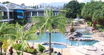 North Shore Beauty! 2B with Kitchen in Resort near Hanalei