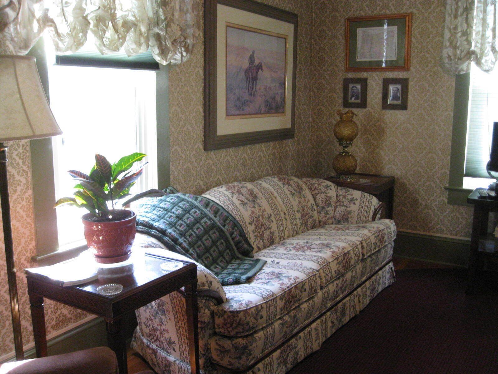 Country Living, City Conveniences In The Rural Heart Of The Land Of The Umpqua