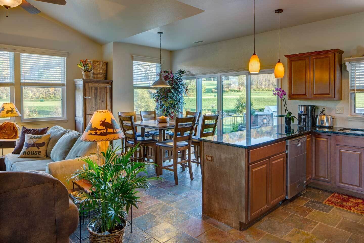 Old Kinderhook Cottage Rentals Including Cottage 22