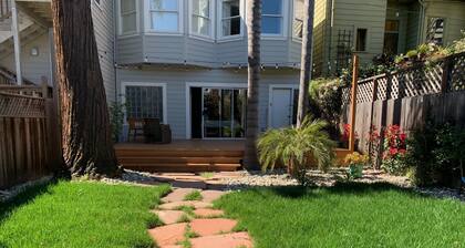 Newly avail. 4BR SF house, top loc, 3 park