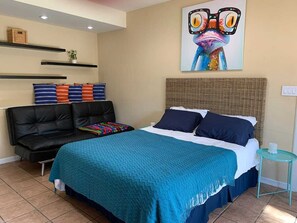 4 chambres, fer et planche à repasser, Wi-Fi gratuit, draps fournis