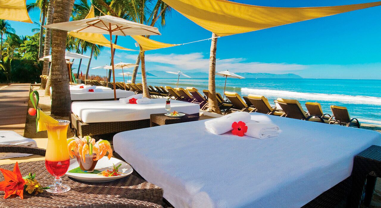 Marival Studio Unit, Nuevo Vallarta, Beachfront, Mandatory All-Inclusive Luxury