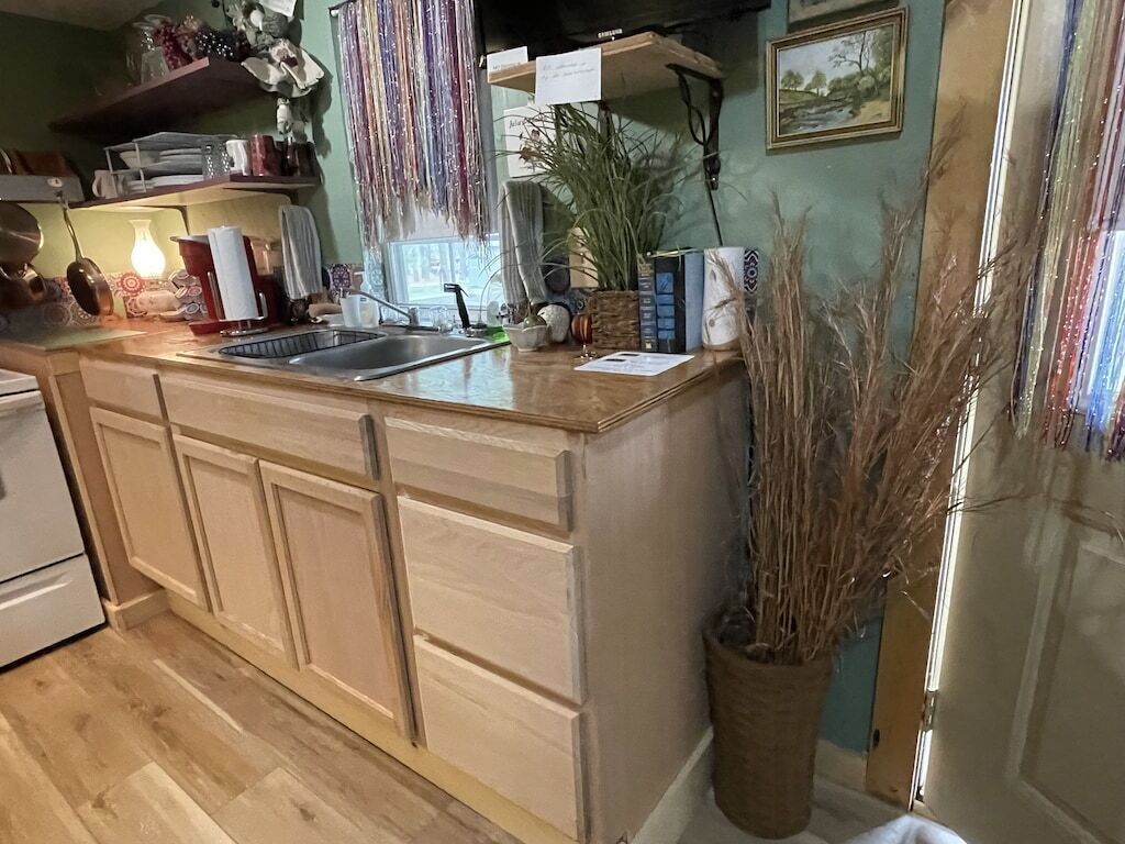 Julia's Cottage, peace @ Music Springs