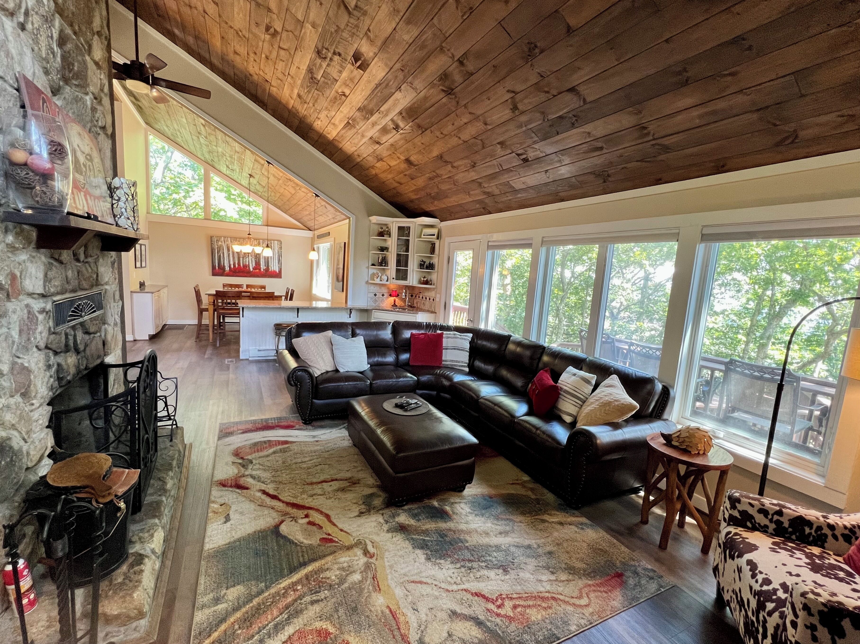  FANTASTIC Mountain and Valley Views from house, decks, and patios!