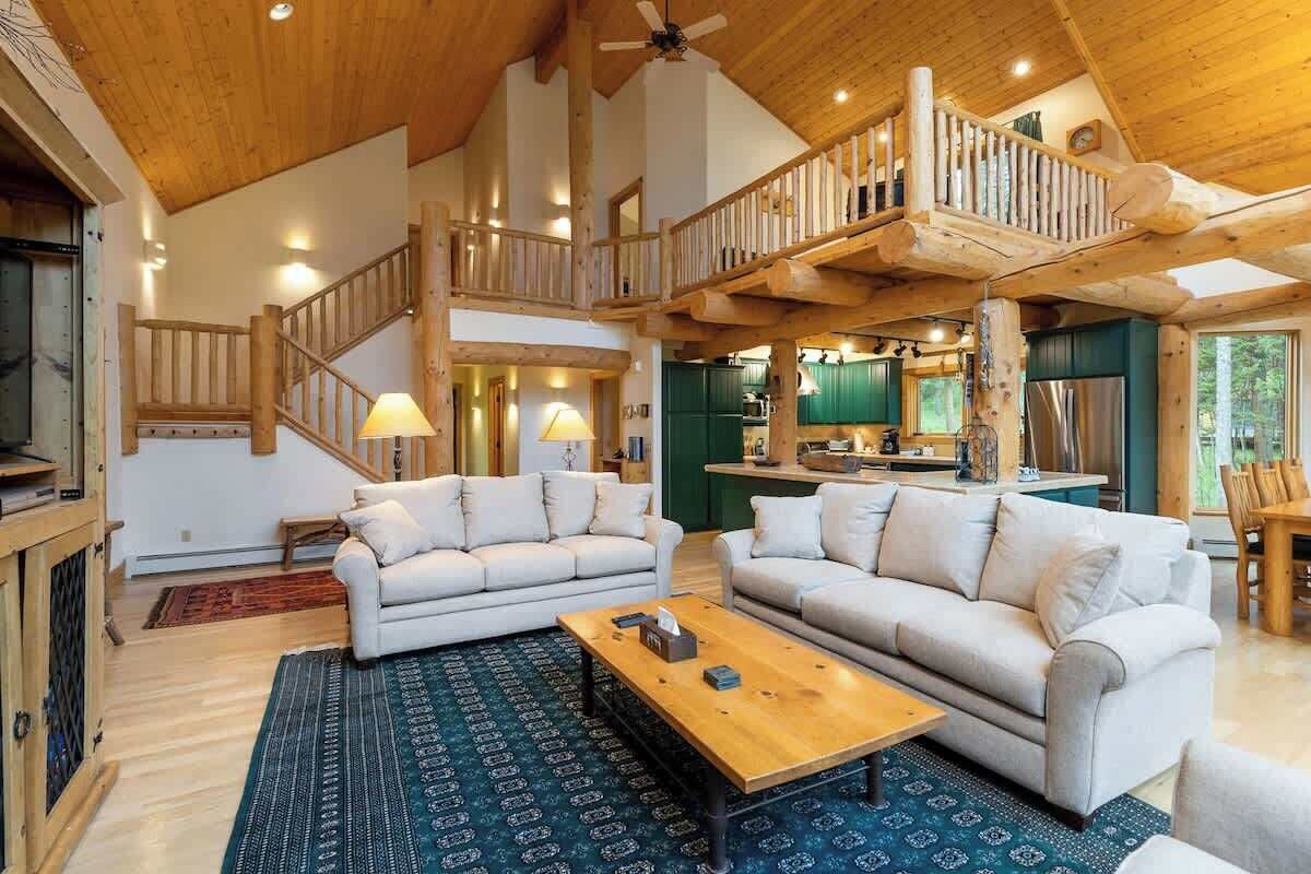 TV, fireplace, DVD player, offices