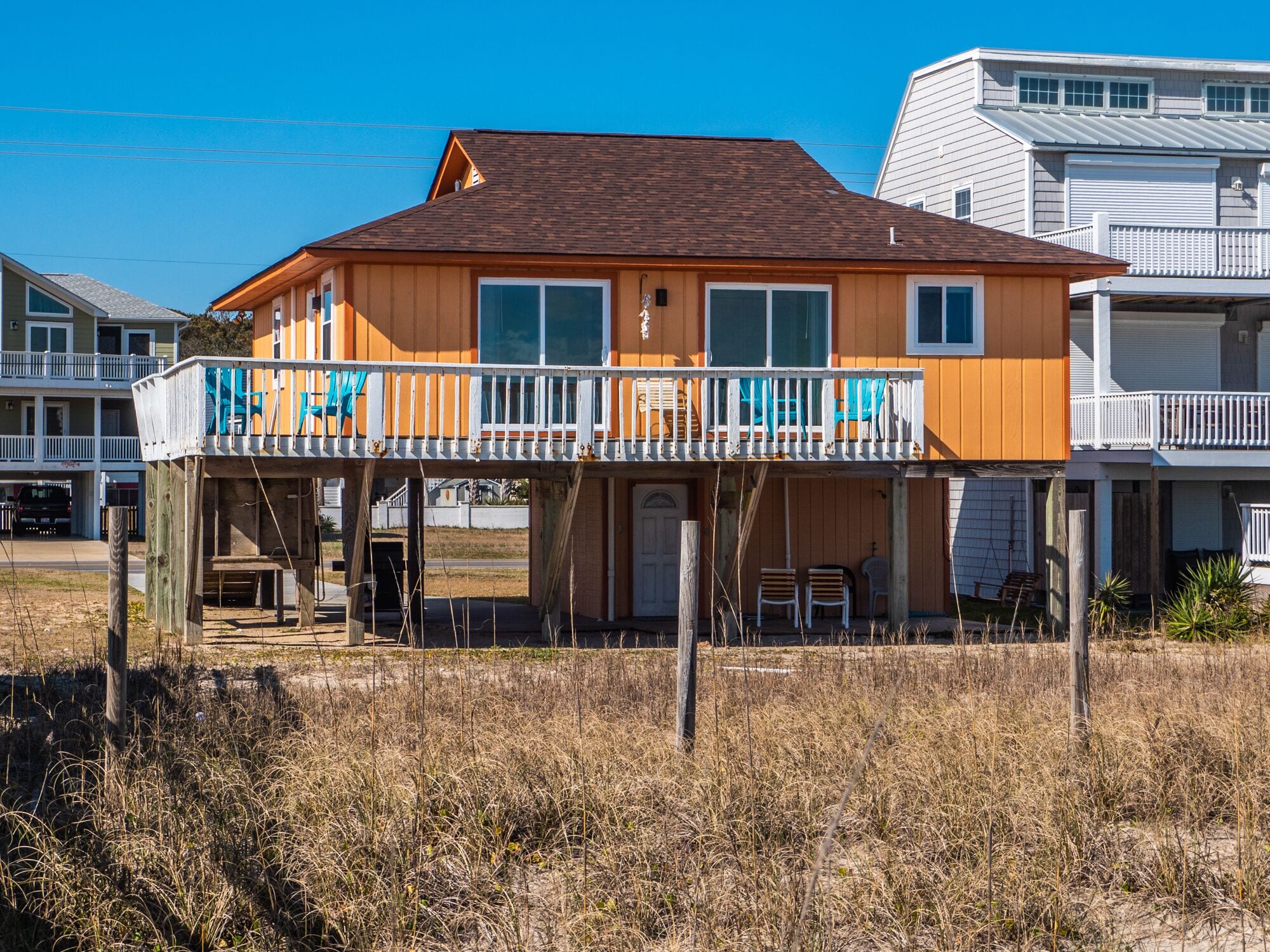 Shoo Fly | Oceanfront Porch + Steps to the Beach!