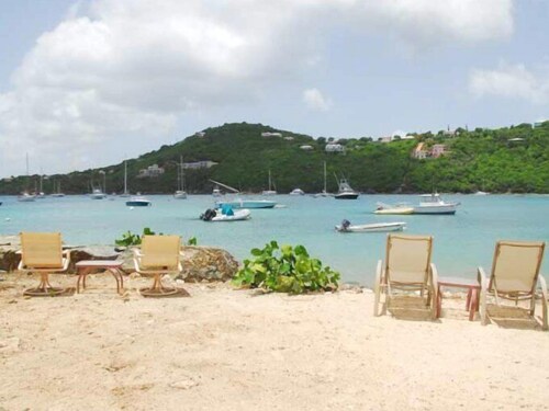 String of Pearls Cozy Romantic Beach Front 1bedroom- Last Minute Discount! Ask!