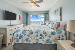 2 bedrooms, iron/ironing board, WiFi, bed sheets - OCEANFRONT! - HUGE ZERO ENTRY POOL! - 5TH FLOOR - 2BR 2BA - OCEAN HOUSE II (Gulf Shores)
