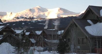 Premier Ski Home: Muebles de diseño, Wi-Fi, vistas a la pista de esquí