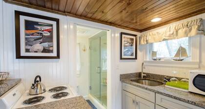 Joes Beach Hide Away