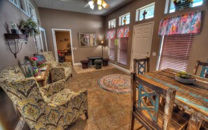 Dining - LARGE HOME ON THE BEAUTIFUL QUIET FRIO RIVER (Leakey)