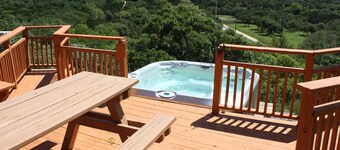 Rockin B Ranch Bluff -talo