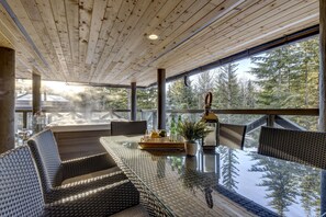 Outdoor dining - Pinnacle Ridge 3&4 - 7,000 sq. ft, Ski in Ski out, Private Hot Tub, Sauna, Billiards (Whistler)