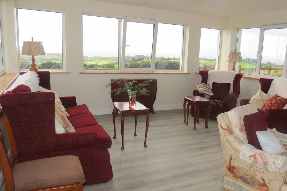 " Ocean View " on The Wild Atlantic Way / West Cork