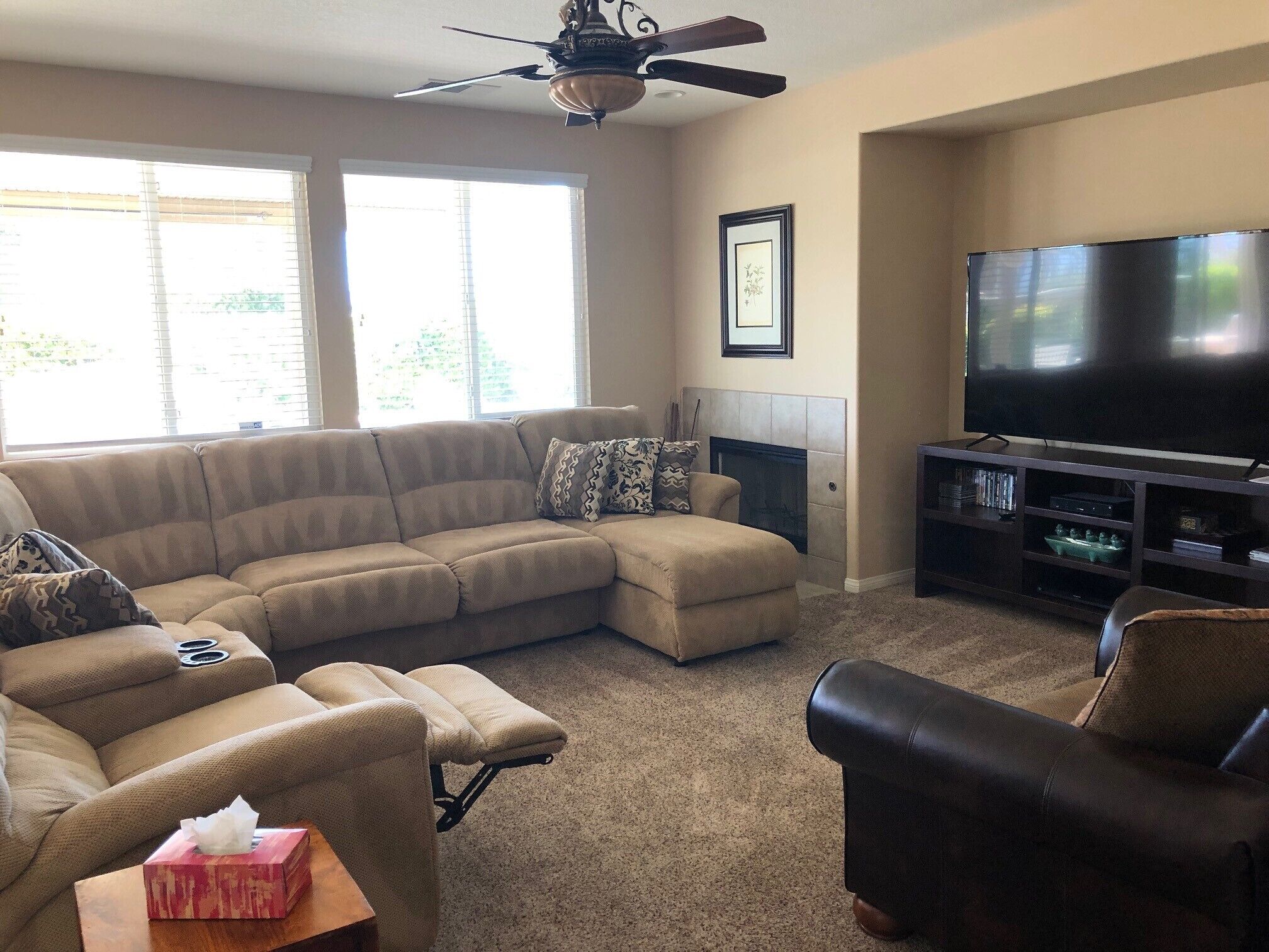 Palm Desert House 5 bedrooms with backyard pool and Spa