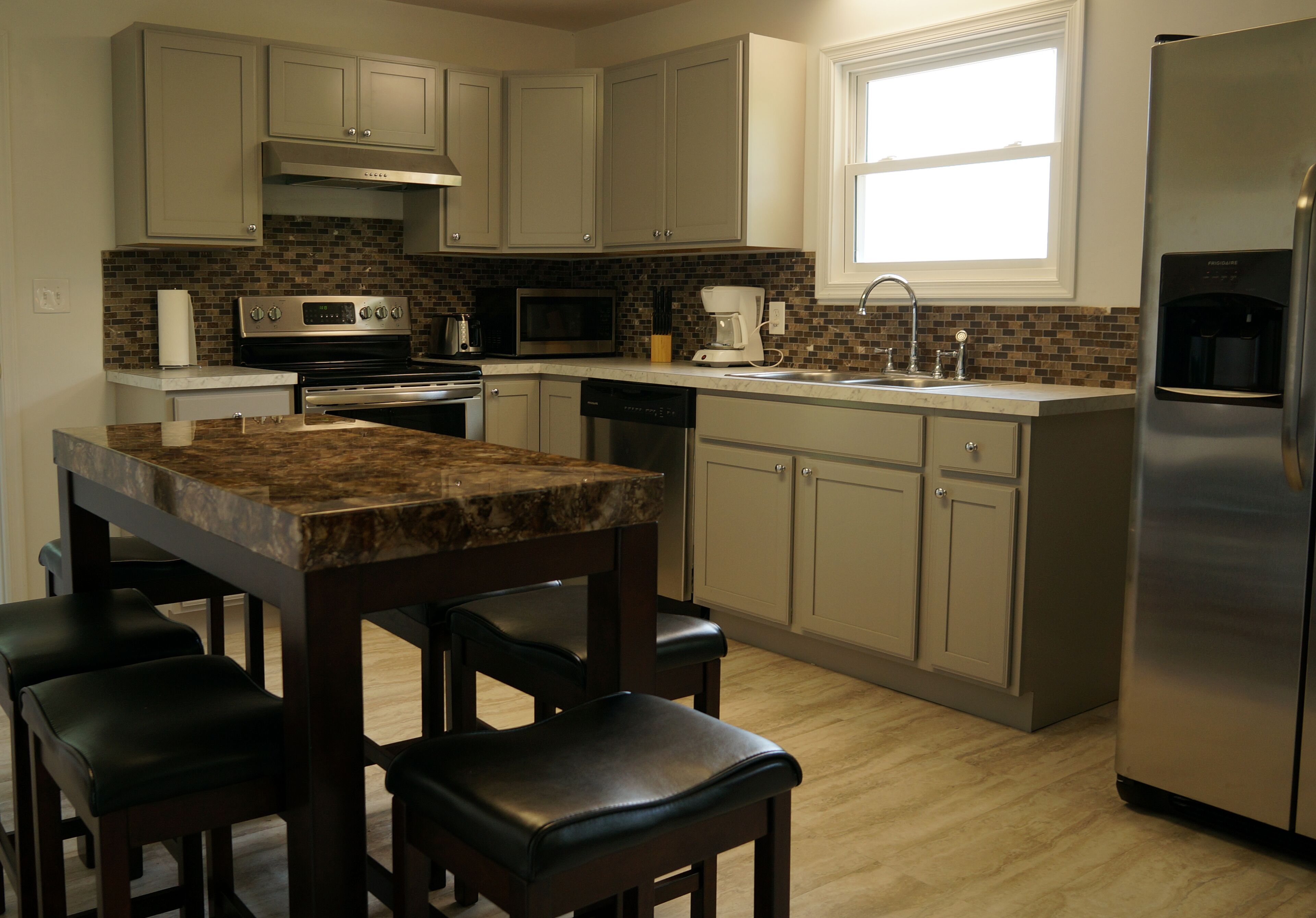 On Private 8 Acre Lake Which Is Totally On 50 Acre Property.......  Pet Friendly