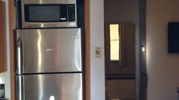 Kamar, Beberapa Tempat Tidur (Budokan 2-room1) | Dapur pribadi | Lemari es, microwave, oven, dan kompor