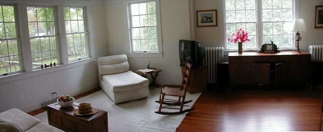 Lovely 5 BR Village Home with Heated Pool in Heart of East Hampton. Walk to All!