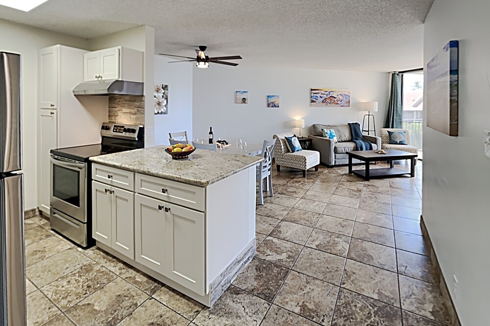 PURELY*BEAUTIFUL OCEANVIEW*FULLY RENOVATED