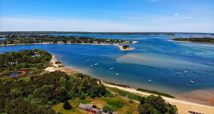 Classic 5Br Cape Cod Home In Exclusive N. Chatham- Steps To The Private Beach