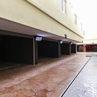 Aparcamiento sin asistencia gratuito