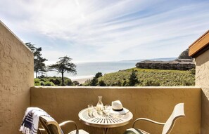 Outdoor dining - Seascape Beach Resort Monterey Bay (Aptos)