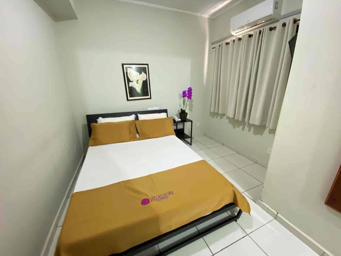 Quarto duplo superior, 1 cama de casal, para não fumantes | Roupas de cama antialérgicas, frigobar, escrivaninha, Wi-Fi de cortesia