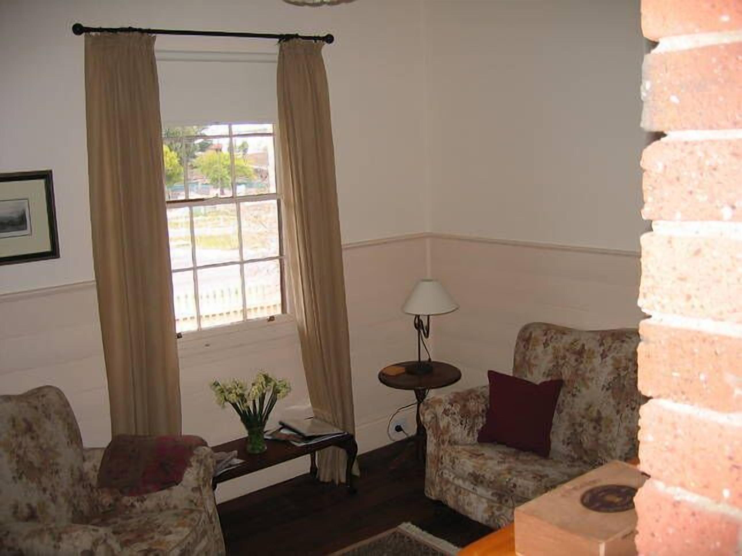 Reynolds Cottage Woodend