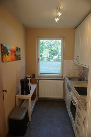 Unclassified image, 5 of 9, button - Vacation cottage Rohde, Germany (Binz)