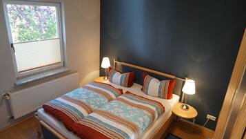 2 bedrooms, WiFi, bed sheets
