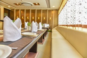 Restaurant - Hotel Sun City Plaza (Jaipur)