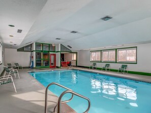 Inomhuspool och uppvärmd pool
