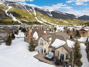 Exterior - SPECTACULAR Ski-In/Out House on Golf Course! Private Hot Tub w/ Mountain Views! (Copper Mountain)
