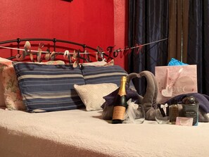 5 camere, una cassaforte in camera, ferro/asse da stiro, Wi-Fi gratuito