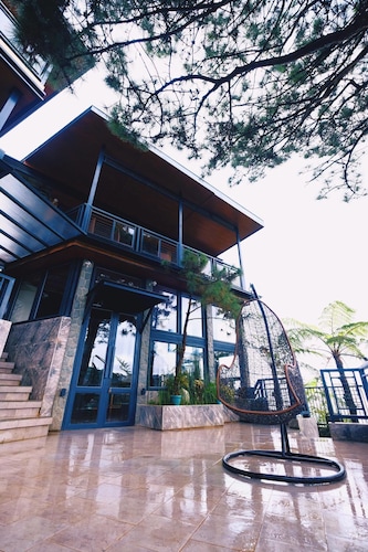 Sunset View Ridge Residences