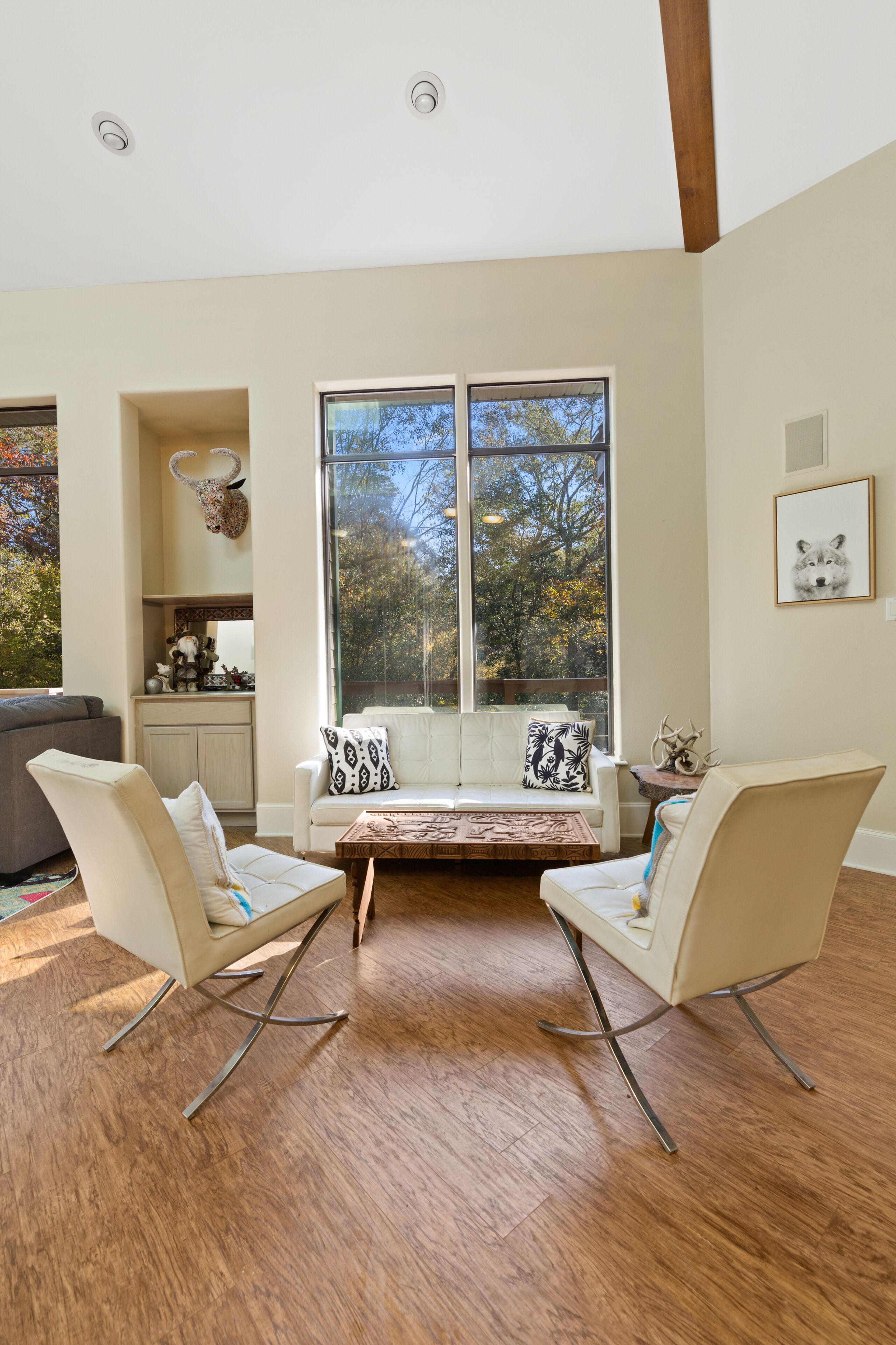 Breathtaking, Wooded River Retreat " Isle Of View"