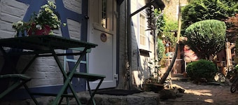 Smallest vacation home in Stralsund with loft bed and garden view - Gohr-