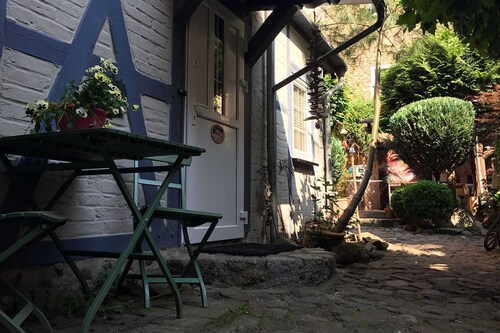 Kleinstes Ferienhaus Stralsunds mit Hochbett und Gartenblick - Gohr-