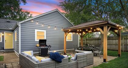 Walk to ND and Eddy Street, ProCleaned/Comfy/Updated