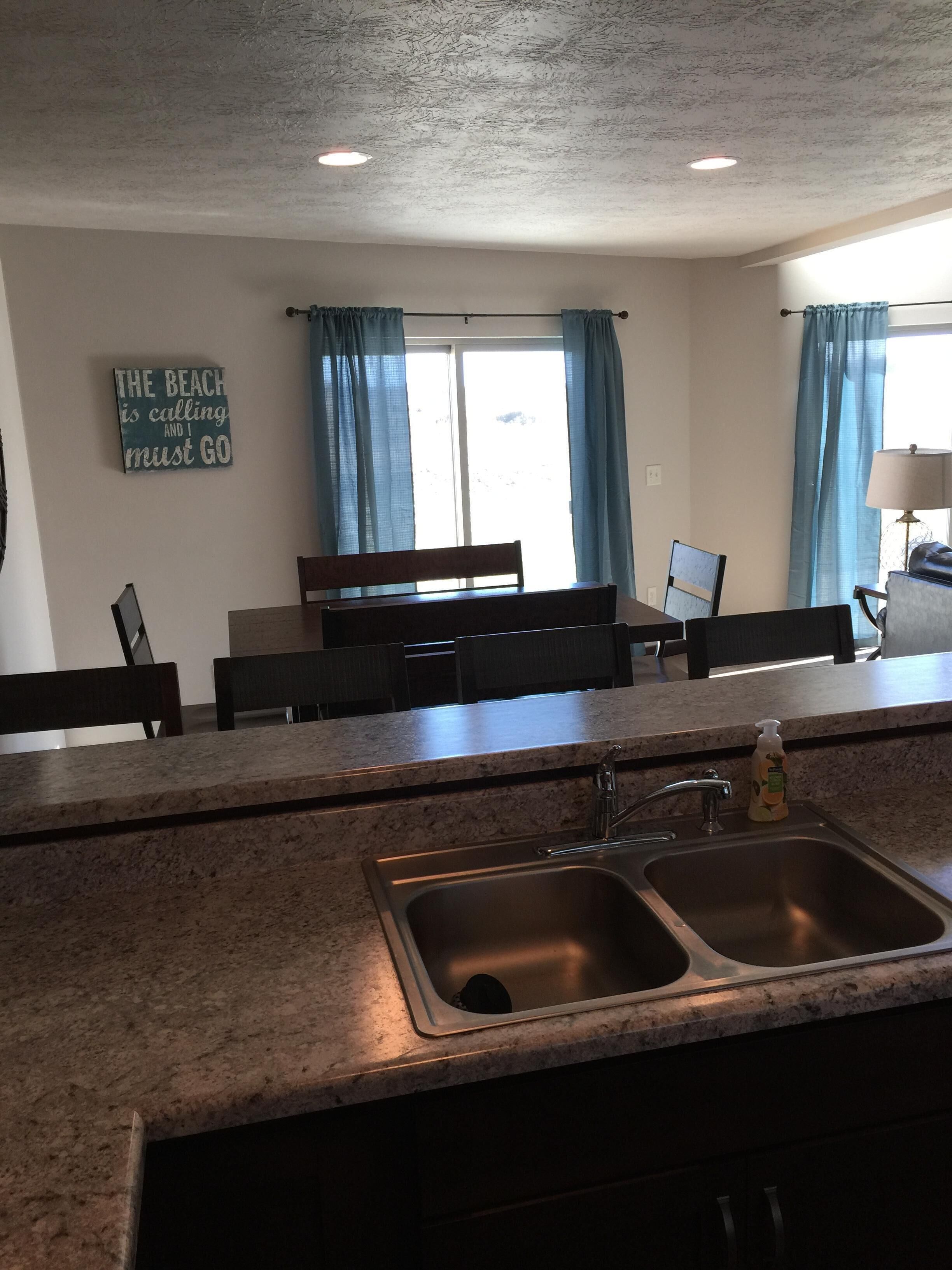 Spacioius Bridges Bay Cabin 3br/2ba+loft For Separate Kids Space - Sleeps 14 - Okoboji, IA