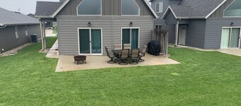 Spacioius Bridges Bay Cabin 3BR/2BA+loft for separate kids space - Sleeps 14