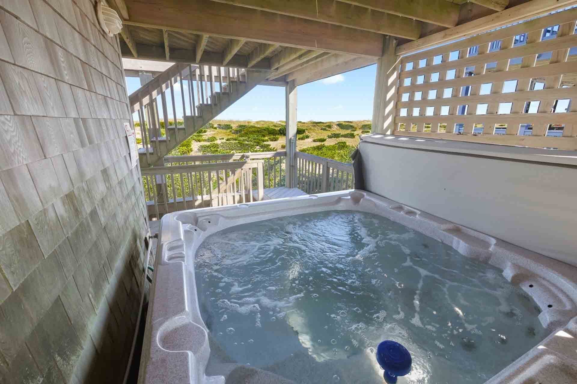 Outdoor spa tub