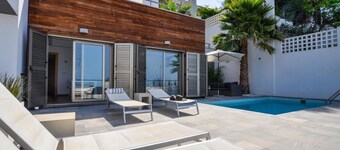 Magnificent Villa with private pool