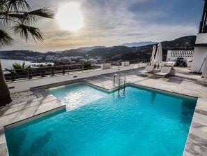 Pool - Magnificent Villa with private pool (Almuñécar)