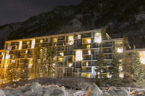 Iron Blosam Lodge at Snowbird